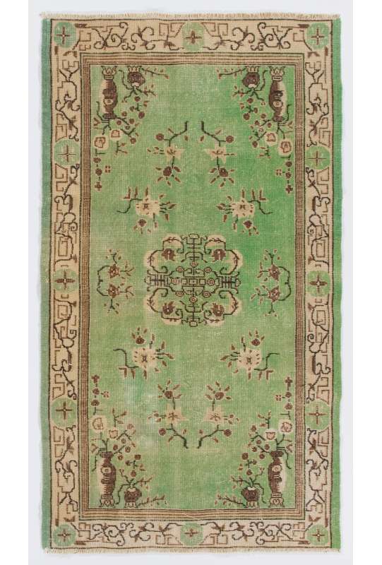 117 x 209 cm Bej, Yeşil ve Kahverengi el dokuması Türk halısı. Yıkanmış ve yumuşatılmış