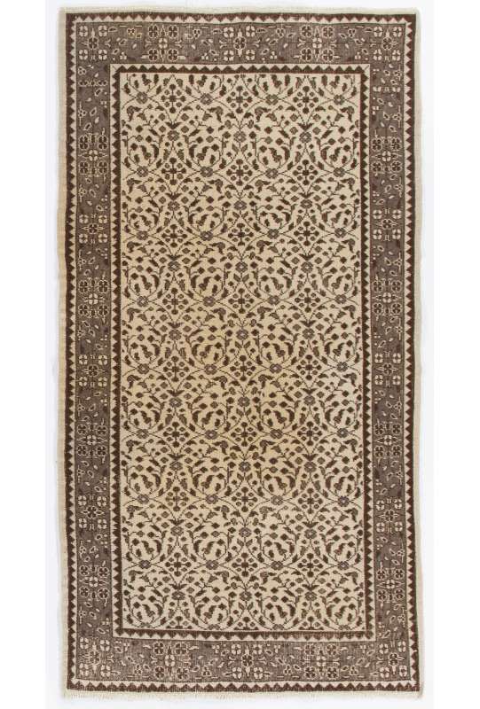 112 x 210 cm Bej, Gri ve Kahverengi el dokuması Türk halısı. Yıkanmış ve yumuşatılmış